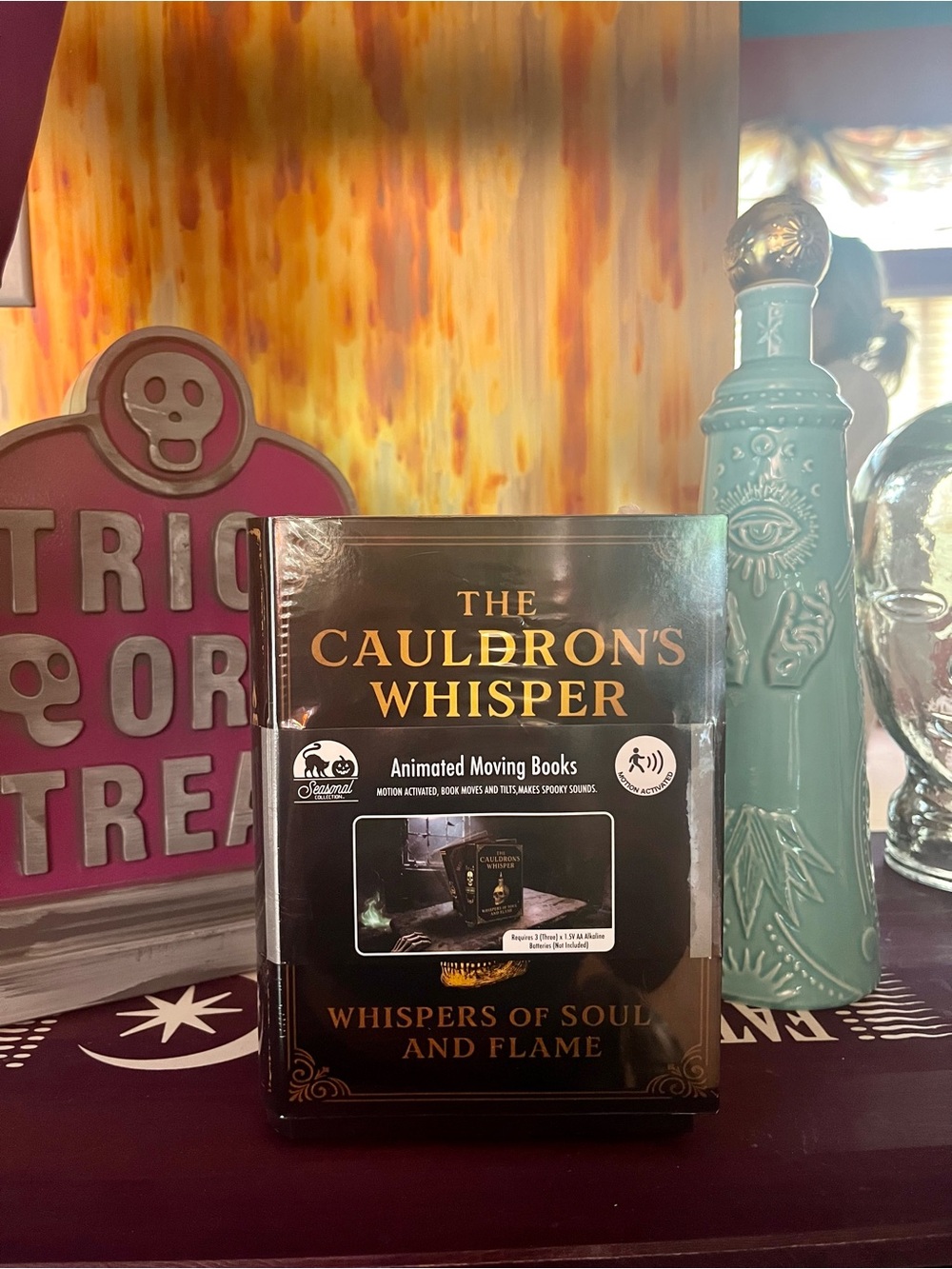 CAULDRON NWT Animated Motion & Sound Halloween Books! ! 🎃👻